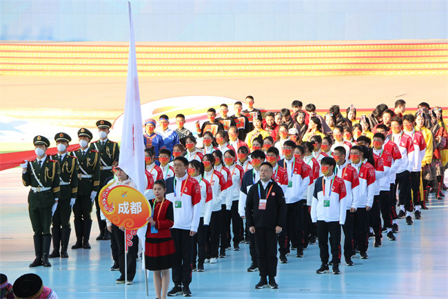 成都市組團(tuán)參加四川省第十六屆少數(shù)民族傳統(tǒng)體育運(yùn)動(dòng)會(huì)活動(dòng)現(xiàn)場。成都市民宗局、成都市體育局供圖