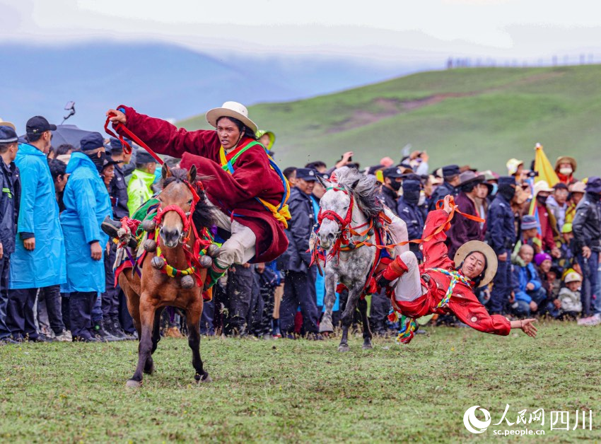 開(kāi)幕式現(xiàn)場(chǎng)。洛絨尼瑪攝