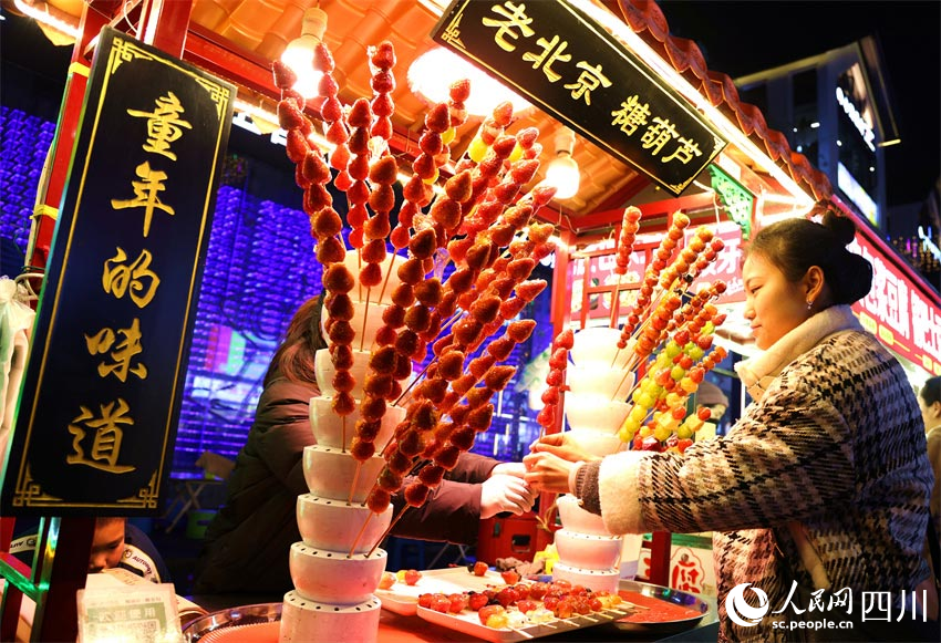 童年的味道，過年的氛圍。潘建勇攝